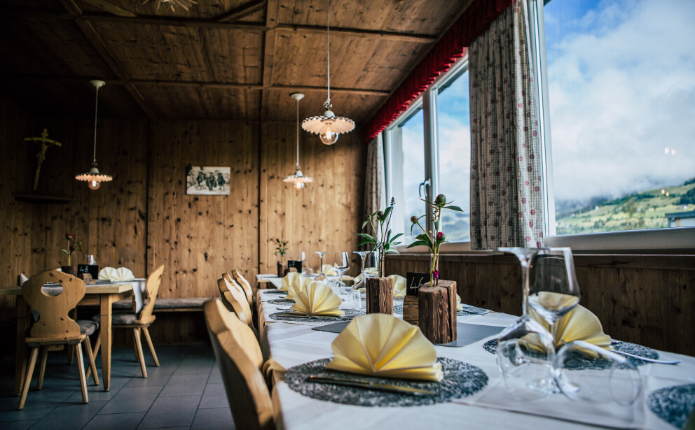 Mitanond Sportbar