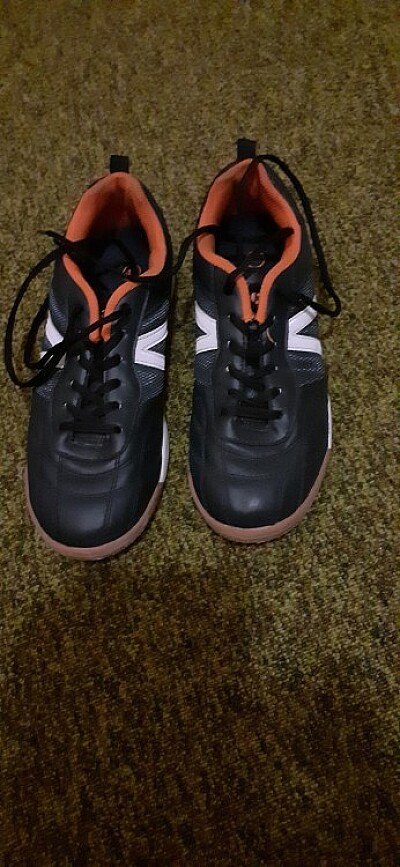 Turnschuhe/Hallenturnschuhe