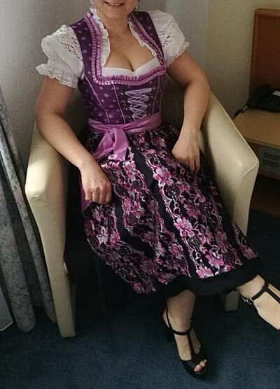 Violettes Dirndl