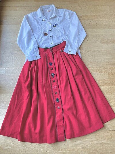 Trachtenrock und Bluse Größe 42