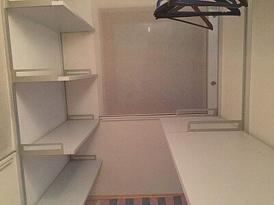 Begehbarer Kleiderschrank fast Neu